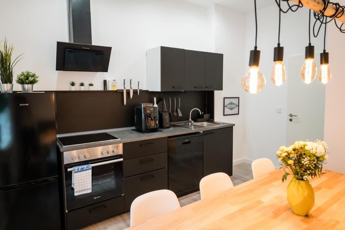 Spacious 3Br Plus Ac Self Check-In Street Parking Berlim Exterior foto
